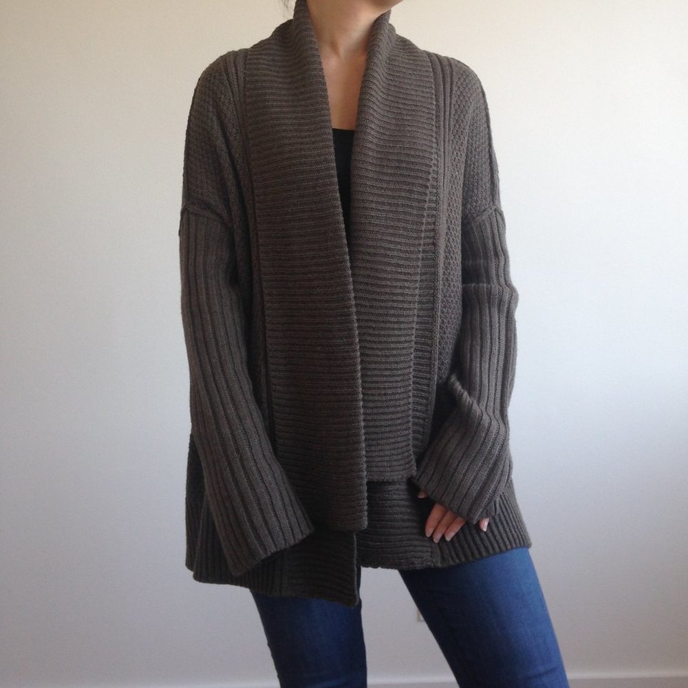 NWOT Retrod - Chunky Green Knit Cardigan